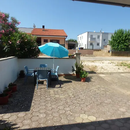 Ilsa In - Istrien Pensjonat Pula